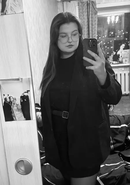 Я Таня, 19, из Хабаровска, ищу знакомства на одну ночь