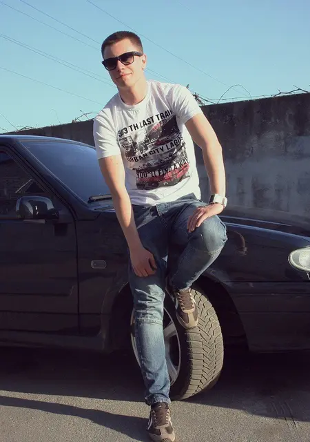 Я Саша, 30, знакомлюсь без обязательств в Николаеве