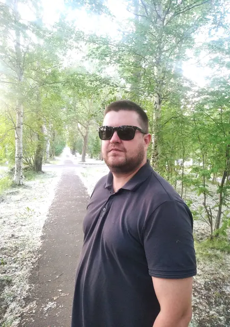 Олег из Северодвинска, ищу на сайте знакомства без обязательств