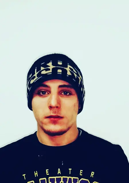 Я Андрей, 27, из Усть-Каменогорска, ищу знакомства без обязательств