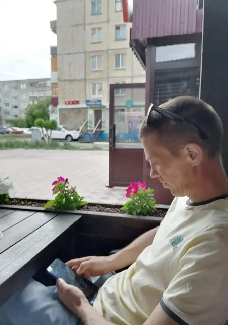 Денис из Екатеринбурга, мне 41, познакомлюсь на одну ночь