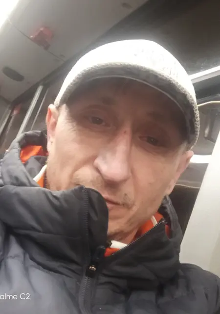 Я Андрей, 46, знакомлюсь без обязательств в Курске