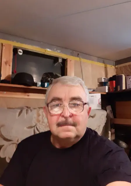 Анатолий из Дмитрова, ищу на сайте знакомства без обязательств