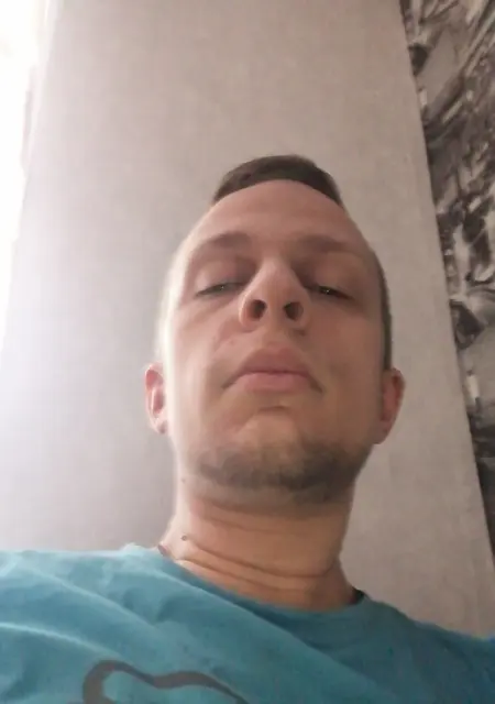 Владислав из Лесного, мне 25, познакомлюсь без обязательств