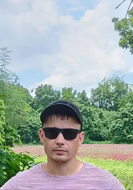 Адам из Волгодонска, мне 34, познакомлюсь на одну ночь