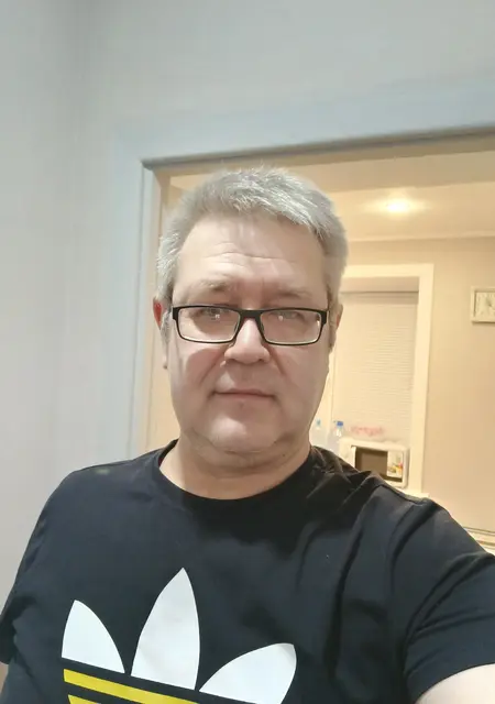 Виктор из Свободного, мне 48, познакомлюсь для приятного времяпровождения