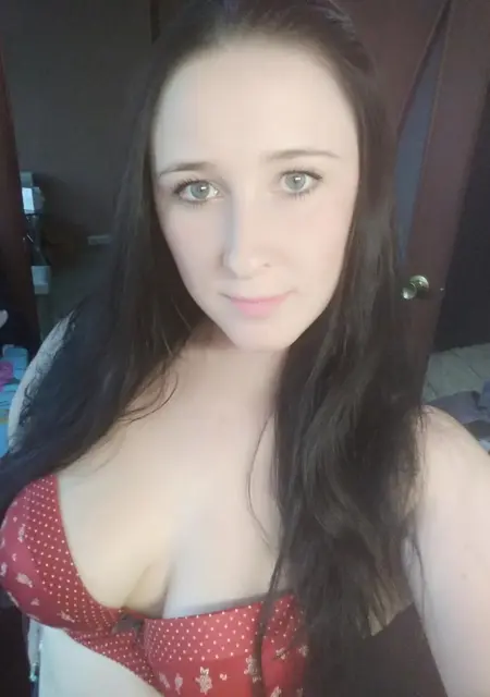 Я Света, 39, из Хабаровска, ищу знакомства на одну ночь