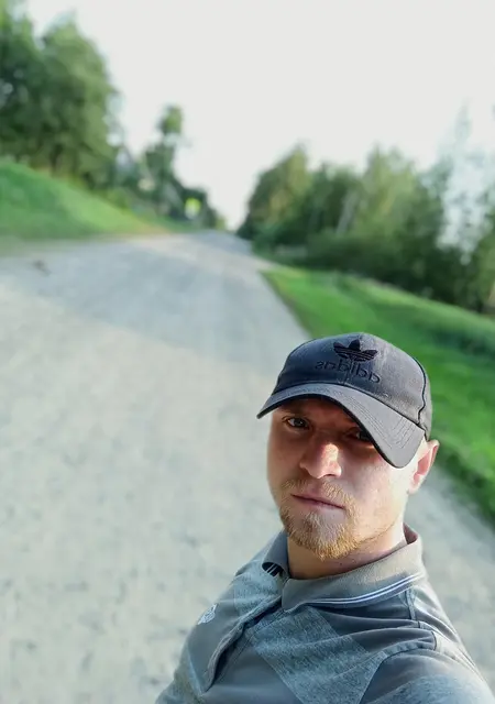 Я Евгений, 27, знакомлюсь на одну ночь в Рыбинске