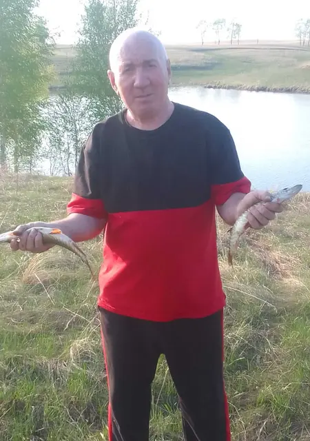 Я Радиф, 60, из Уфы, ищу знакомство для совместных путешествий