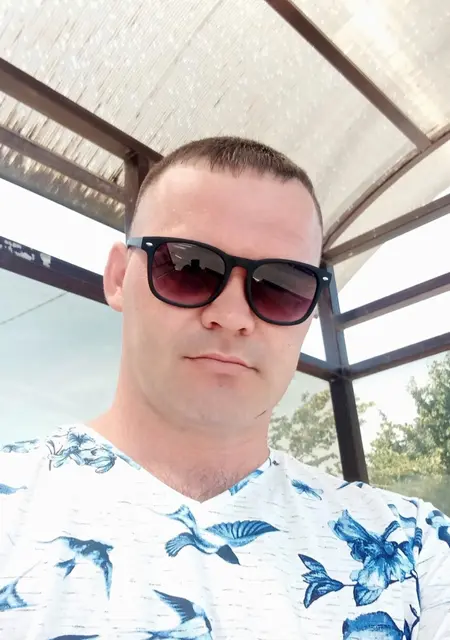 Андрей из Каневской, мне 37, познакомлюсь для дружбы