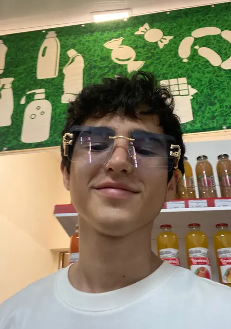 Рамазан из Каспийска, ищу на сайте знакомства без обязательств