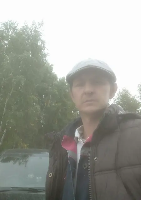 Я Анатолий, 39, из Ужура, ищу знакомства на одну ночь