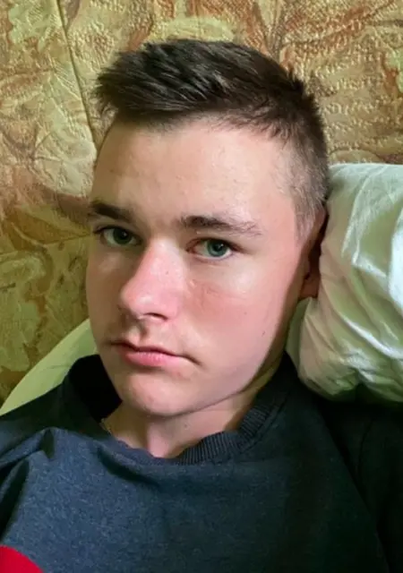 Я Dima, 20, знакомлюсь для дружбы в Павловске