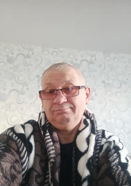 Я Валентин, 53, из Перми, ищу знакомства без обязательств