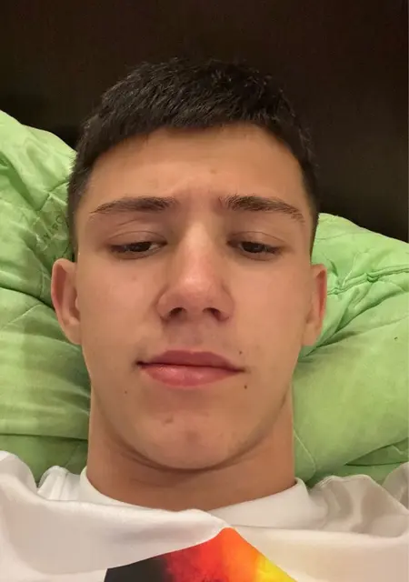 Я Давид, 20, из Волгограда, ищу знакомства на одну ночь