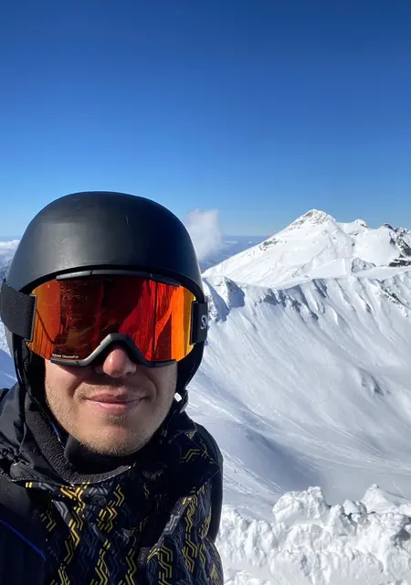 Я Кирилл, 43, знакомлюсь для приятного времяпровождения в Сургуте