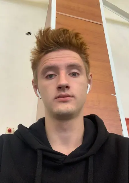 Я Глеб, 20, знакомлюсь без обязательств в Тобольске