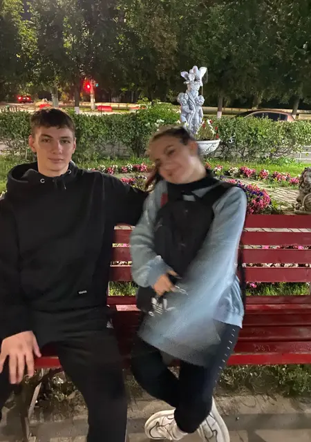 Я Кирилл, 24, из Владимира, ищу знакомства на одну ночь