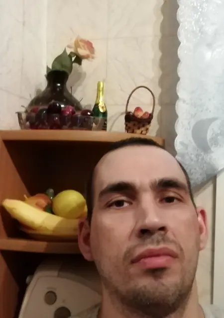 Я Роман, 43, из Северодвинска, ищу знакомство для постоянных отношений