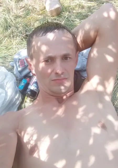 Тоха из Брянска, ищу на сайте знакомства без обязательств