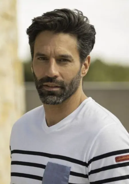 Я Julien, 37, знакомлюсь в Париже