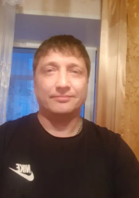 Я Виктор, 45, из Усть-Кута, ищу знакомства без обязательств