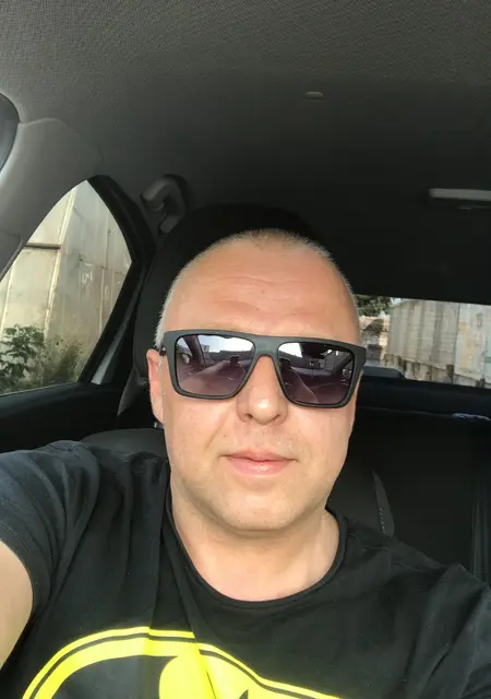 Я Иван, 40, знакомлюсь для вирта в Перми