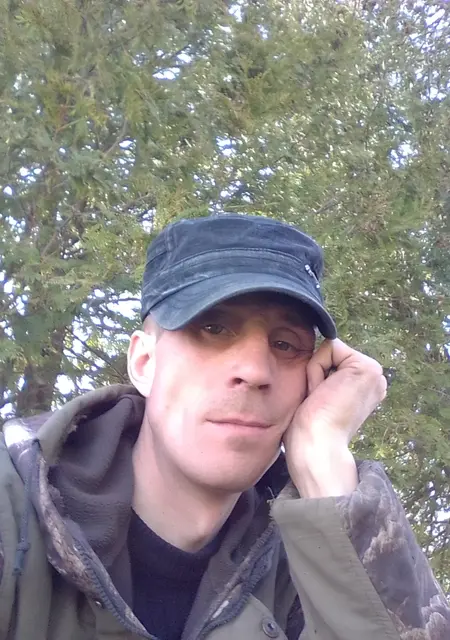 Я Алексей, 41, из Твери, ищу знакомство для дружбы