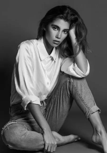 Luiza из Новосибирска, ищу на сайте приятное времяпровождение