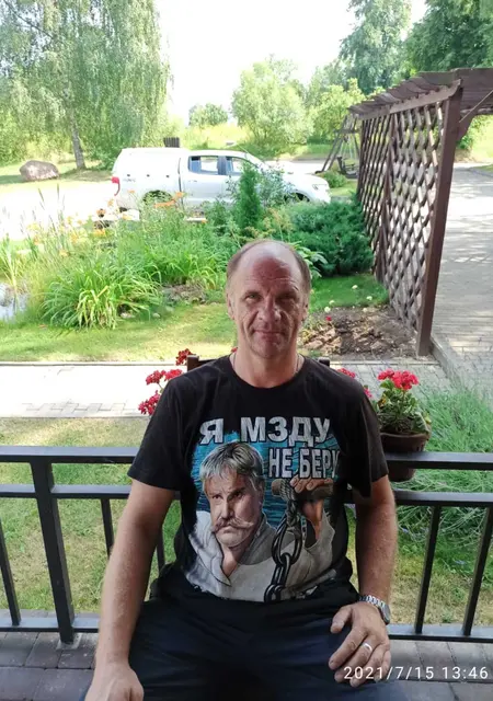 Дима из Калининграда, мне 48, познакомлюсь без обязательств