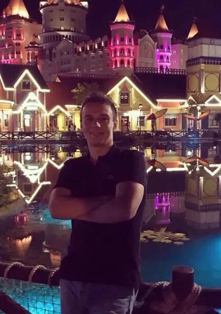 Я Иван, 30, знакомлюсь для общения в Калуге