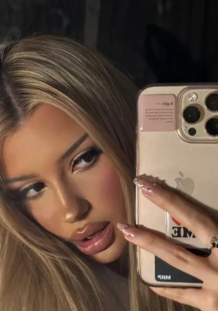 Я , 25, из Видного, ищу знакомство