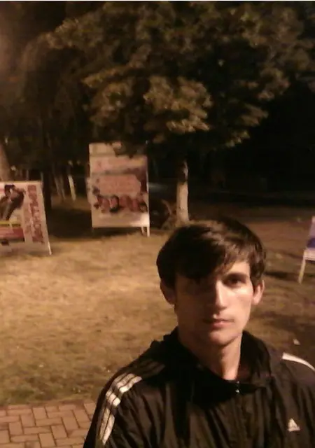 Я Эдуард, 26, знакомлюсь для постоянных отношений в Черкесске