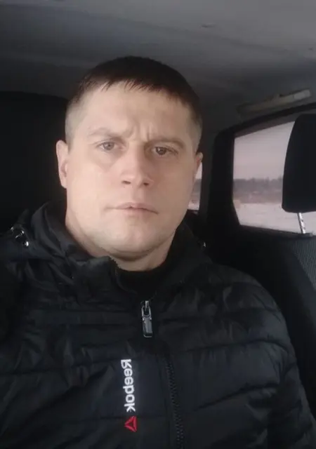 Павел з Новопскова, шукаю на сайті знайомства без зобов'язань