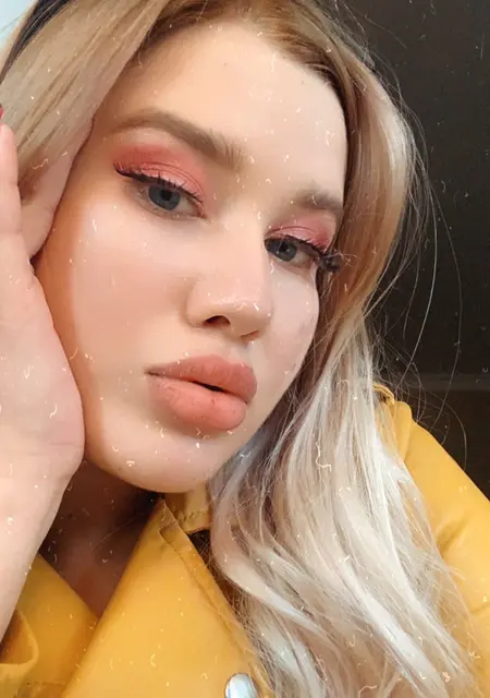 Я Кира, 24, из Краснодара, ищу знакомство для совместных путешествий