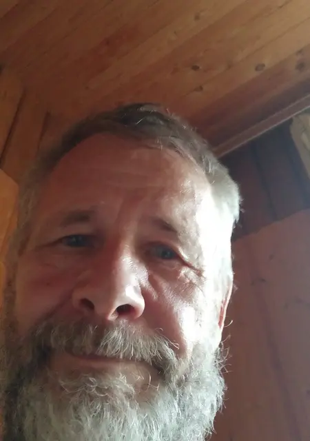 Я Валентин, 55, из Воронежа, ищу знакомства без обязательств