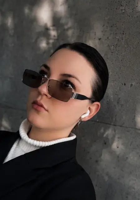Я Ангелина, 25, знакомлюсь для дружбы в Санкт-Петербурге