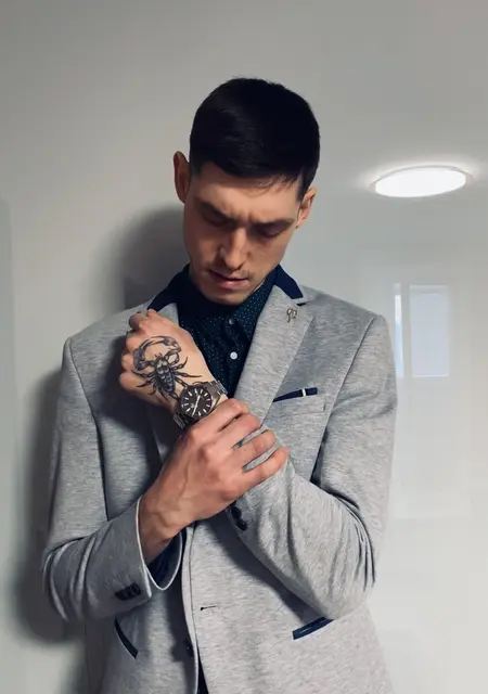 Илья из Тюмени, ищу на сайте дружбу