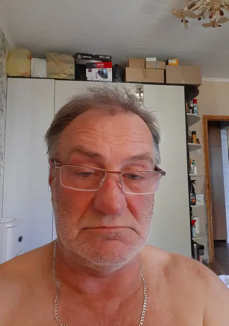 Я Евгений, 64, знакомлюсь без обязательств в Самаре