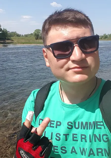 Костя Самойлов из Академгородка, ищу на сайте знакомства на одну ночь