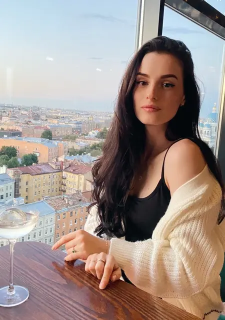 Я Мария, 28, из Оренбурга, ищу знакомство для постоянных отношений