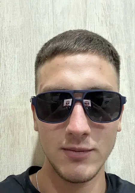 Я Антон, 22, из Бологого, ищу знакомства без обязательств