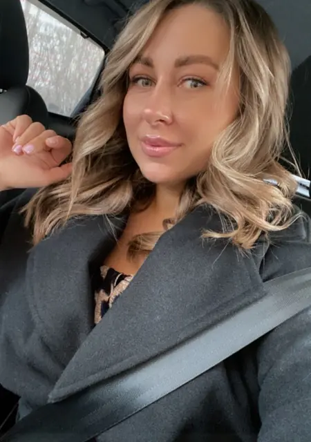 Elena из Красноярска, ищу на сайте постоянные отношения