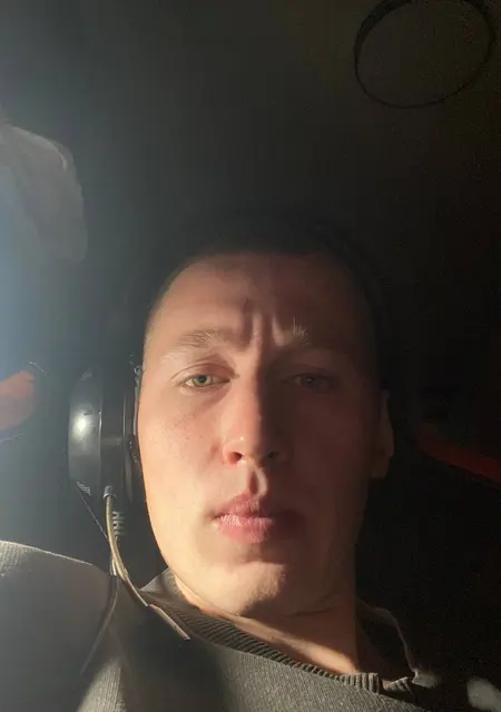 Кирилл из Пскова, ищу на сайте знакомства на одну ночь