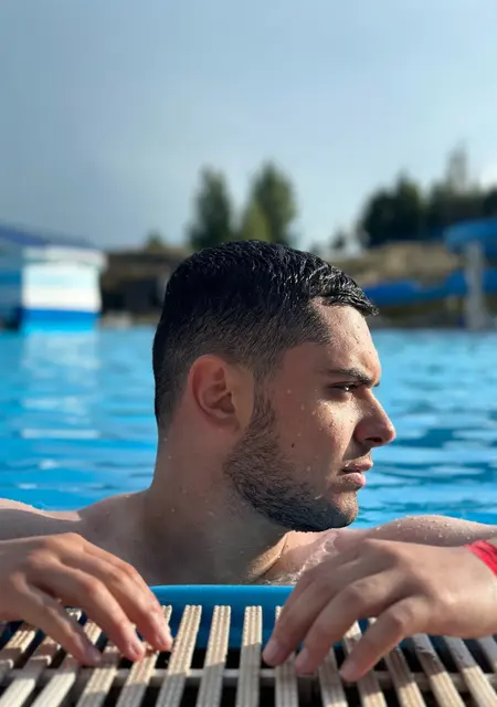 Я Левон, 25, из Твери, ищу знакомства на одну ночь