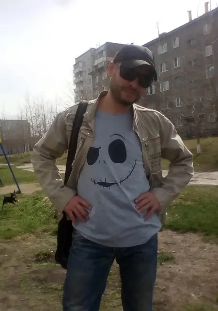 Роман из Красноярска, ищу на сайте открытые отношения