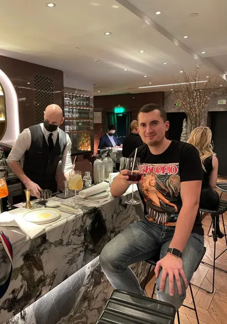 Павел из Ялты, мне 32, познакомлюсь без обязательств