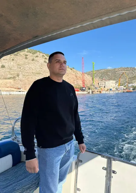 Я Сергей, 27, знакомлюсь для открытые отношения в Россоши