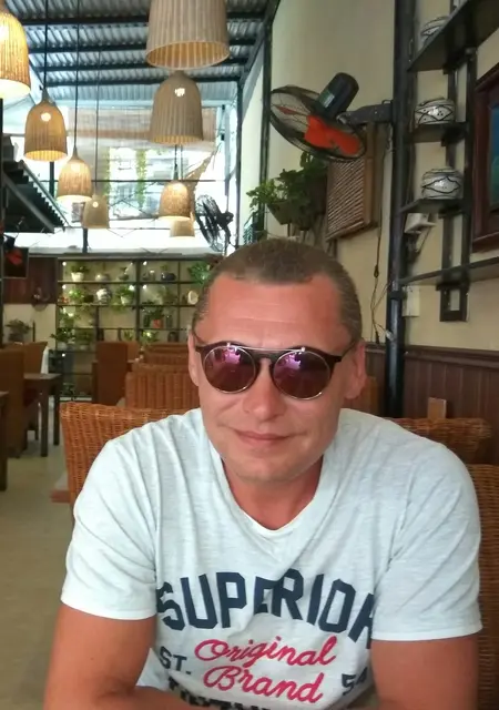 Я Alex, 49, из Железногорска, ищу знакомства на одну ночь