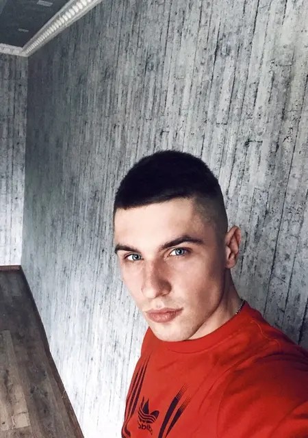 Я Игорь, 24, из Казани, ищу знакомства без обязательств